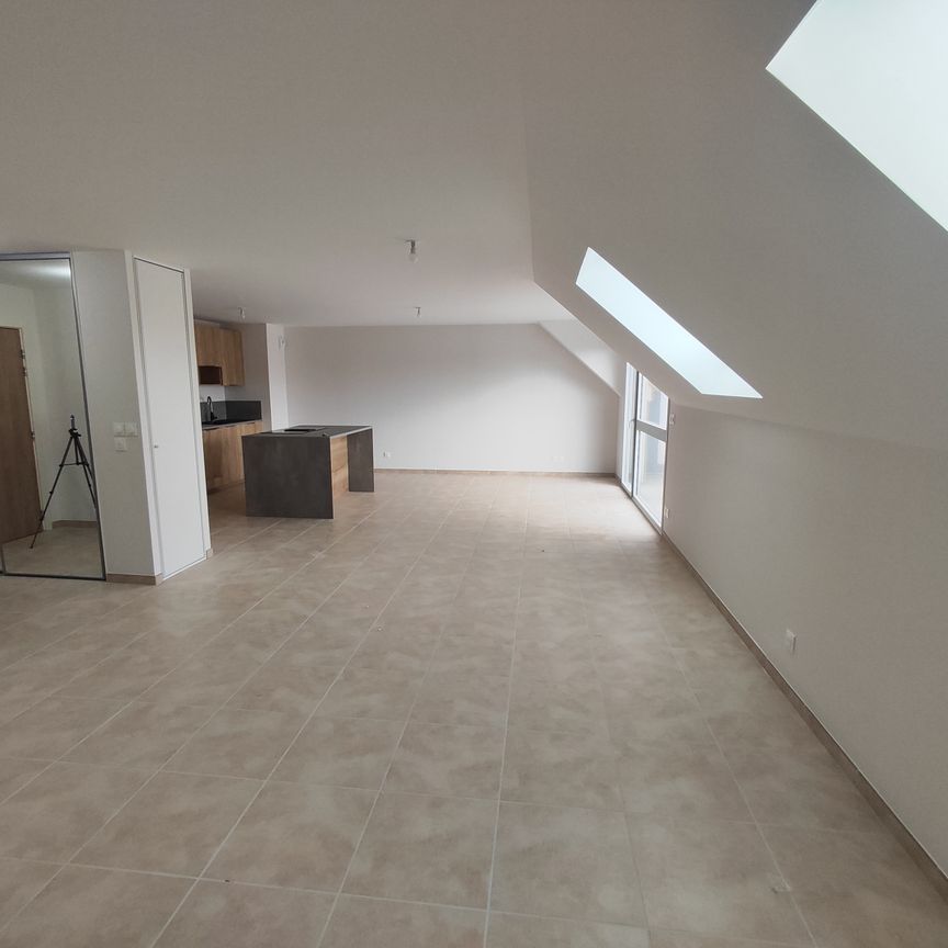 Location Appartement 3 pièces 101m² BEAUNE 21200 - Photo 1