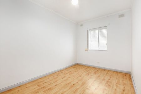 1/358 Seaview Road, Henley Beach - Photo 4