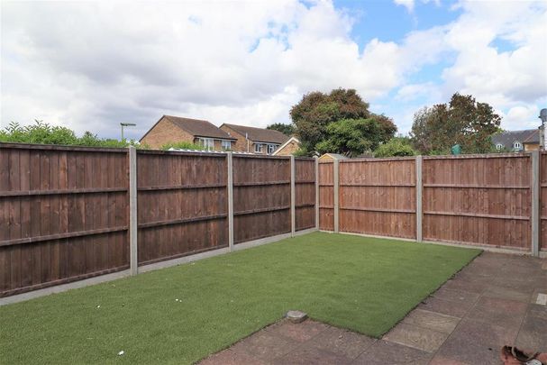 1 bedroom ground floor maisonette to rent - Photo 1