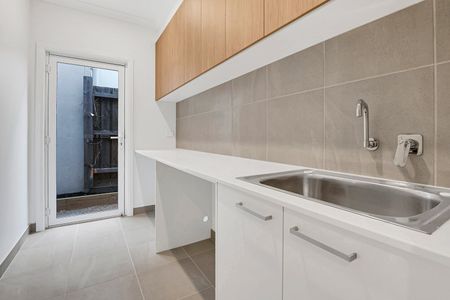 1/35 Sylvester Grove, Preston VIC 3072 - Photo 4