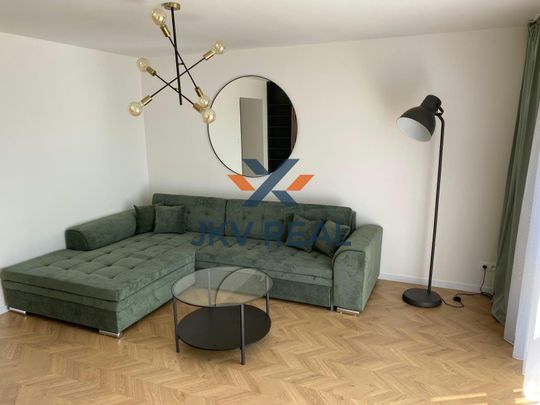 ✨ LUXUSNÉ BÝVANIE V SRDCI MICHALOVIEC – 2-IZBOVÝ BYT S BALKÓNOM, PARKOVANÍM A VEĽKÝM SKLADOM - Photo 1