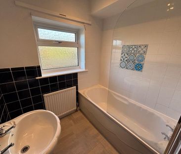 3 bedroom detached bungalow to rent - Photo 5