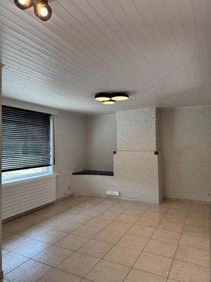 Landelijk gelegen, pas volledig gerenoveerde, woning. - Photo 1