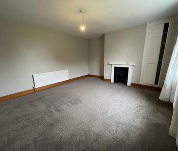 2 bedroom property with land to rent - Photo 5