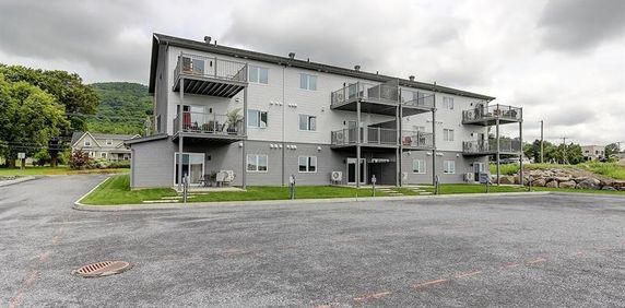 LOGEMENT STYLE CONDO 4 1/2 À LOUER APPARTEMENT CONSTRUCTION NEUVE JUIN 2026 - Photo 2