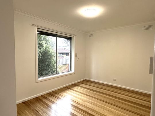 1/59 Thackeray Road, Reservoir VIC 3073 - Photo 1