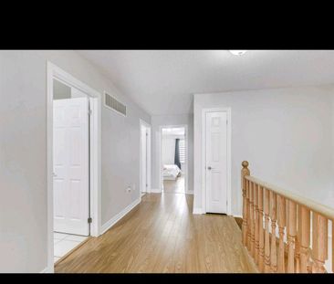 Townhouse For Lease | W8137718 - Photo 1