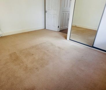 Maclaren Road, BOURNEMOUTH - Photo 4