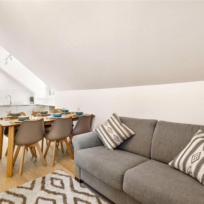 3 bedroom apartment to rent - Photo 1