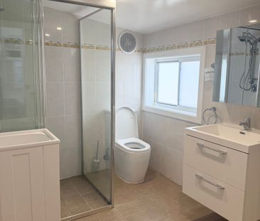 Charming Cottage - Photo 6