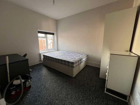 Clovelly Road, SO14 - Photo 3