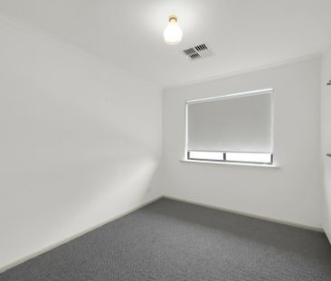 Modern Comfort Meets Easy Living - Photo 6