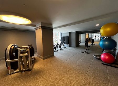 For Lease - 188 Cumberland Street Unit# 1609, Toronto, Ontario - Photo 4