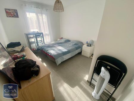 Location Appartement 2 pièces 37m² BORMES LES MIMOSAS 83230 - Photo 4