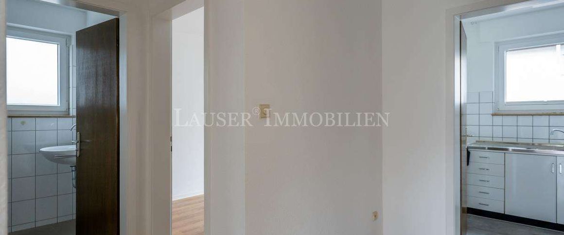 Modernisierte Drei-Zimmer-Wohnung mit Balkon in Leinfelden-Echterdingen - Photo 1