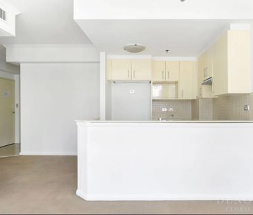 Unfurnished Two Bedroom Apartment NOW LEASING!!! - Photo 5