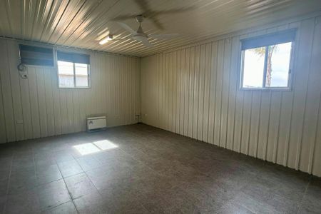 Step Inside to Style – A Hidden Gem Awaits! - Photo 5