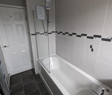 2 bedroom maisonette to rent - Photo 6