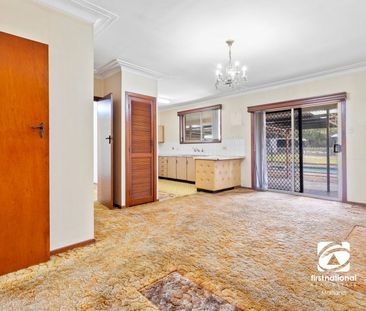 Four Bedrooms under $600 in a Prime East Maitland Location! - Photo 4