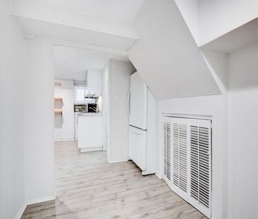 For Lease - 34 Glencrest Boulevard Unit# Basement, Toronto, Ontario - Photo 1