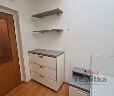 Pronájem bytu 2+1 50 m2 - Fotografie 3