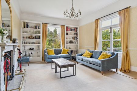 4 bedroom detached house to rent - Photo 2