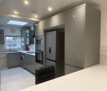 3 bedroom terraced house to rent - Photo 1