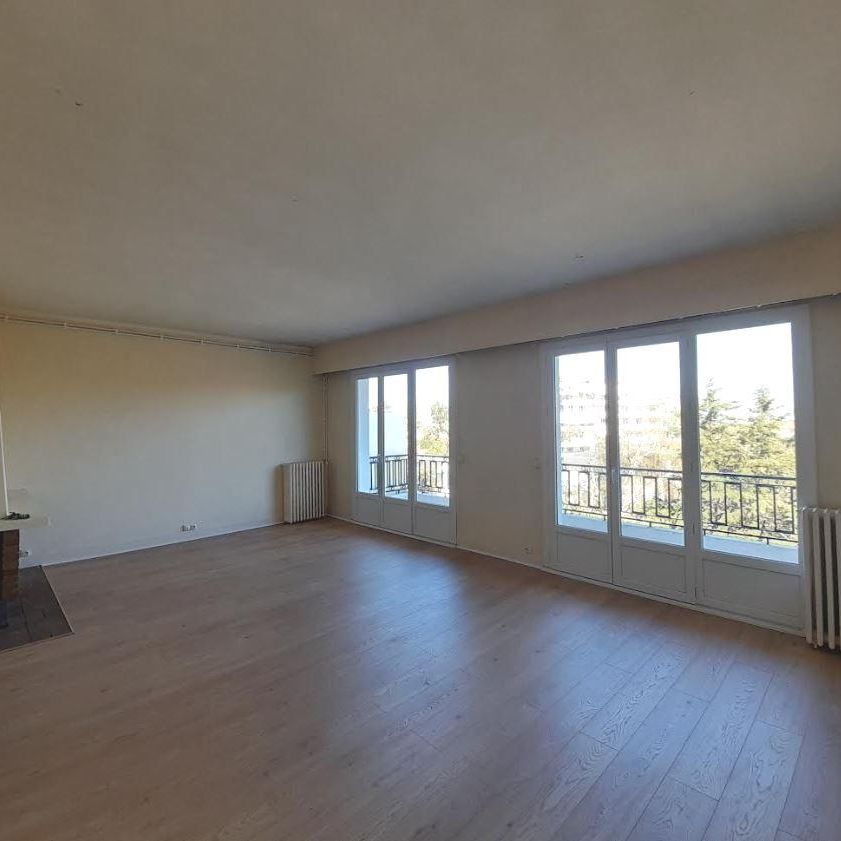 Location Appartement 5 pièces 135m² BORDEAUX 33200 - Photo 1