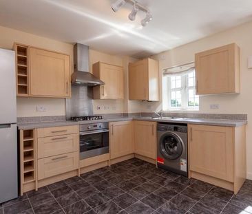 2 bedroom apartment to rent - Photo 2