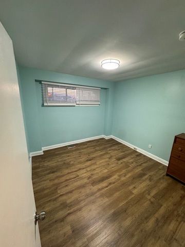 For Lease - 52 Bruce Street Unit# Unit # 2 ( Backside ), Kitchener, Ontario - Photo 5