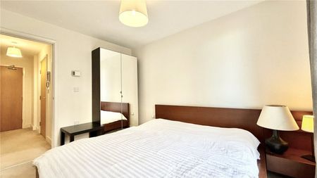 28, Charcot Road,, London, NW9 - Photo 5