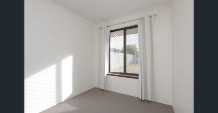 Family home in prime location - Photo 3