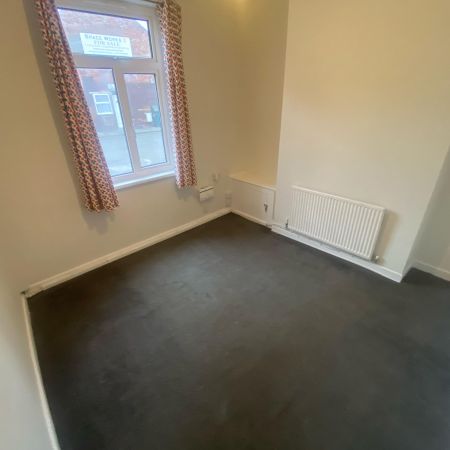 2 bed end of terrace house to rent in Jubilee Street, Middlesbrough - Photo 3