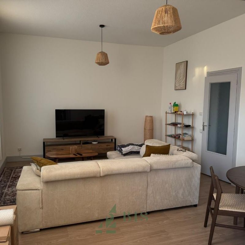 Location Appartement 3 pièces 63m² RIORGES 42153 - Photo 1