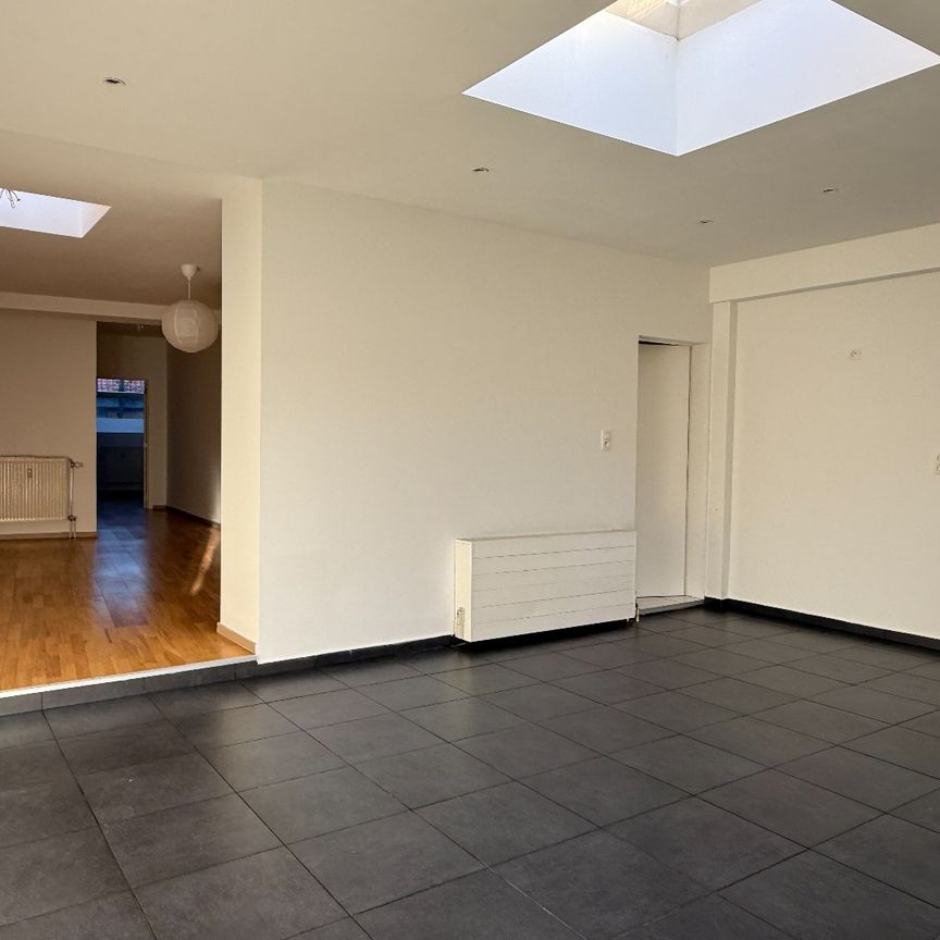 Verzorgd gelijkvloers 1-slpk appartement met tuin - Photo 1