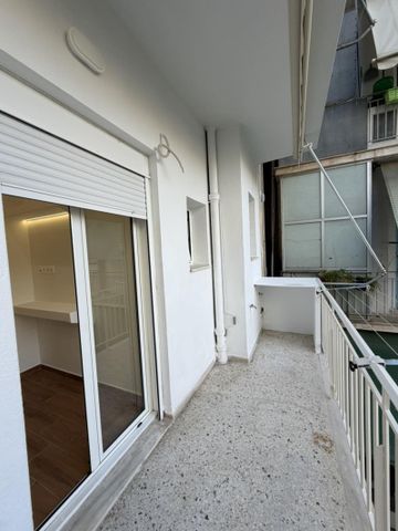 Ενοικίαση κατοικίας, 25 τ.μ., Γαλάτσι, 600 € - Photo 2