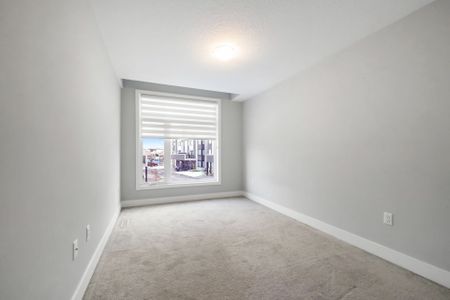 For Lease - 177 Edgevalley Road Unit# 122, London East, Ontario - Photo 4