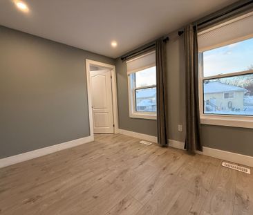 For Lease - 33 Lincoln Street Unit# Unit B, Ajax, Ontario - Photo 5
