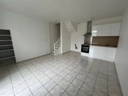 Location maison 3 pièces - 47m² à Segre en anjou bleu (49500) - Photo 2