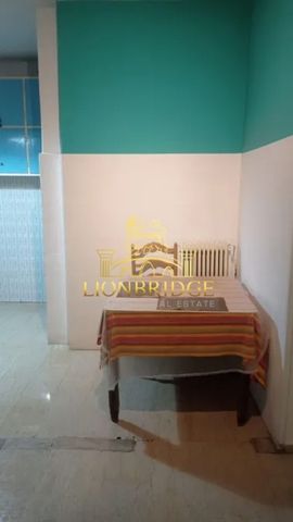 Ενοικίαση κατοικίας, 70 τ.μ., Βύρωνας, 650 € - Photo 2