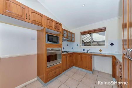 TIDY THREE BEDROOM BRICK HOME IN DOUGLAS - Photo 2