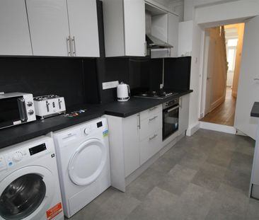 Student Property For Rent Queen Street, Treforest - Photo 5