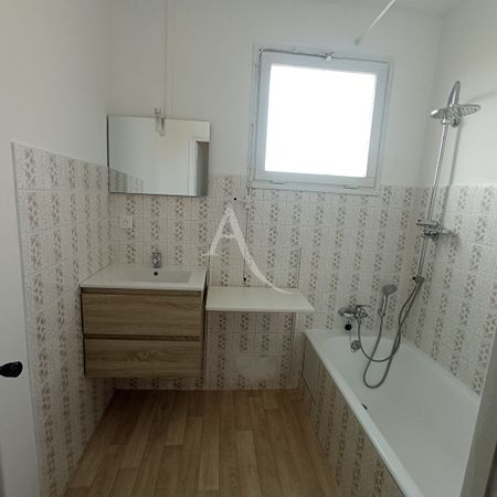 Location Appartement 1 pièce 37m² - Photo 3