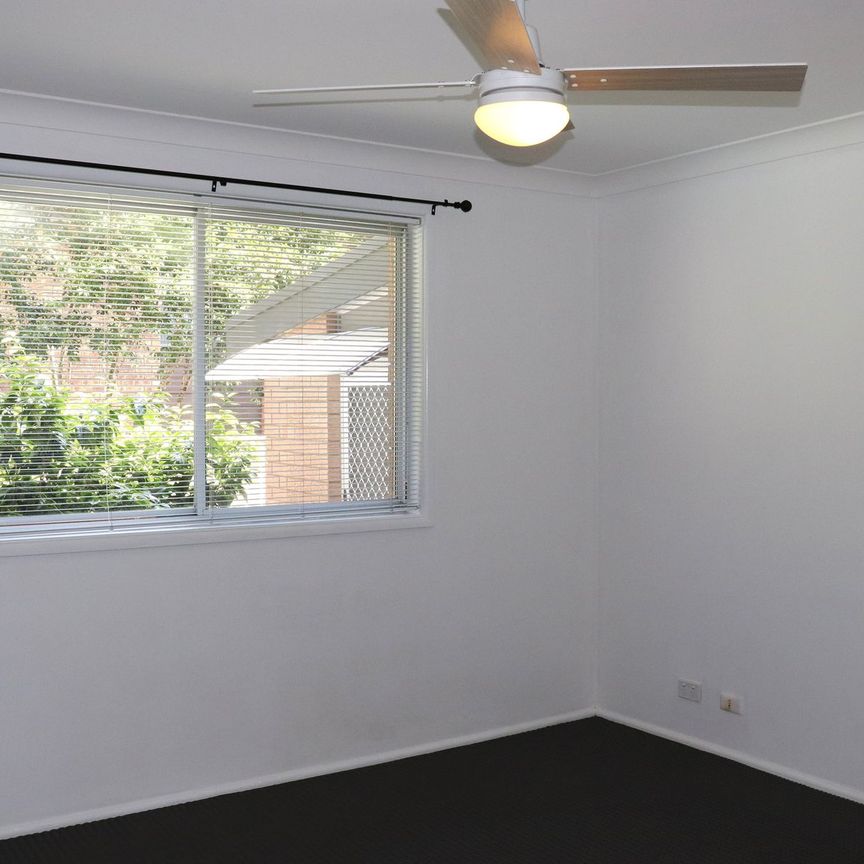 Family sized home in Nelson Bay with Inground swimming pool - Photo 1