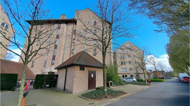 Instapklaar appartement met terras en autostandplaats te huur in Brugge - Foto 1