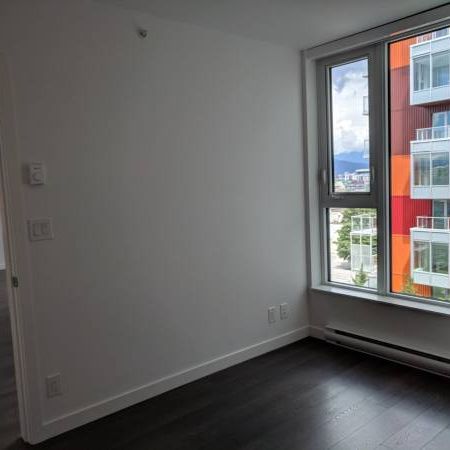 Unfurnished 1 Bed 1 Bath Condo For Rent - Photo 4