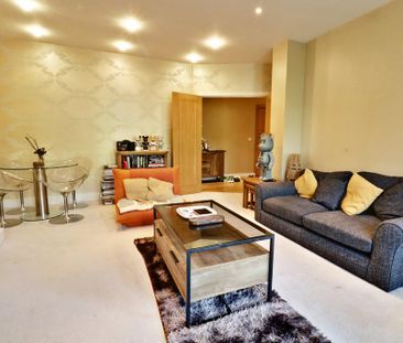 2 bedroom apartment to rent - Photo 2