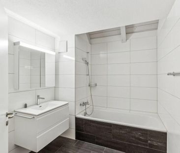 Modern family apartment in park-like surroundings - Photo 5