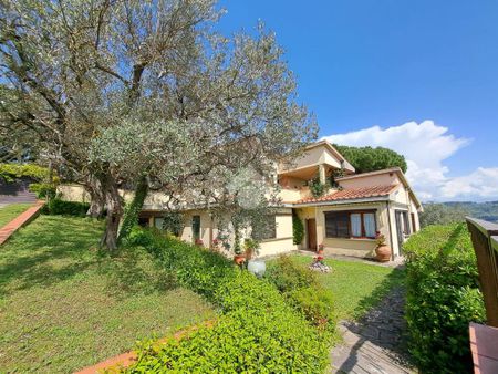 5 locali in affitto - Photo 2