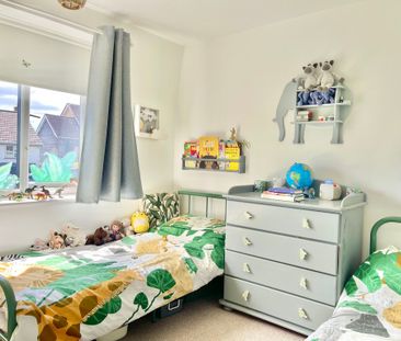 4 bedroom Three Bedroom Property with Studio Annexe to rent - Photo 4